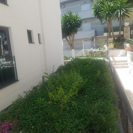 Apartamente Duplex Berti Sarandë 외부 사진