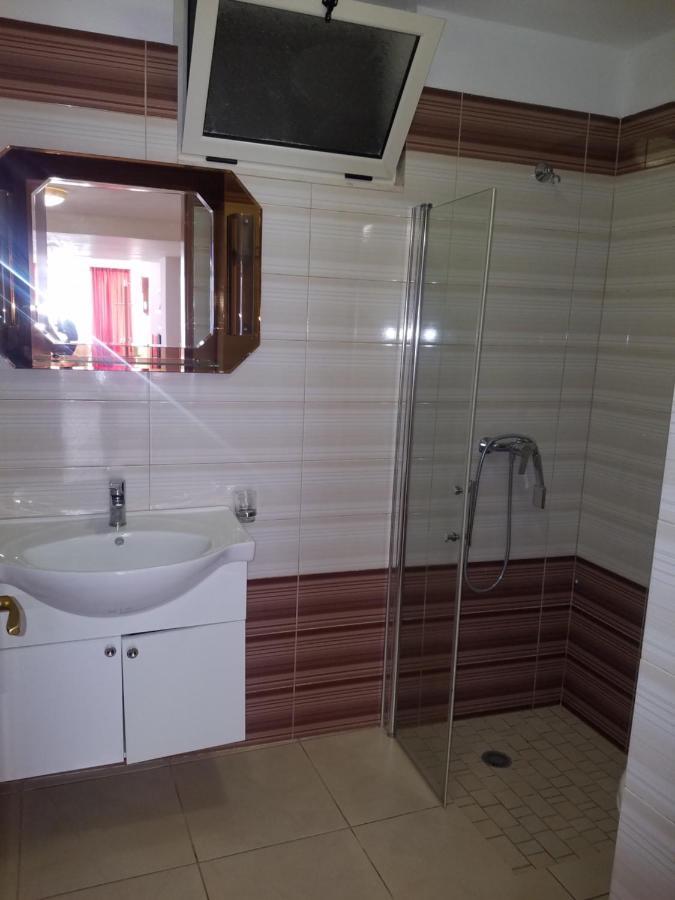 Apartamente Duplex Berti Sarandë 외부 사진